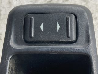 bontott FORD FOCUS C-MAX I Jobb hátsó Ablakemelő Kapcsoló