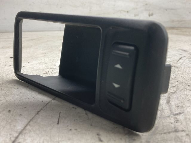 bontott FORD FOCUS C-MAX I Jobb hátsó Ablakemelő Kapcsoló