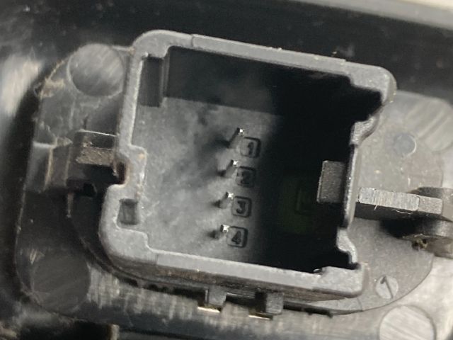 bontott FORD FOCUS C-MAX I Jobb hátsó Ablakemelő Kapcsoló