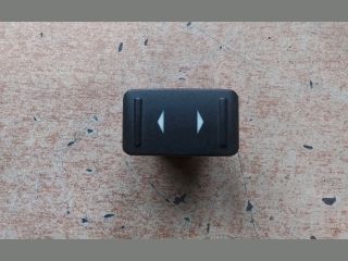 bontott FORD FOCUS C-MAX I Jobb hátsó Ablakemelő Kapcsoló