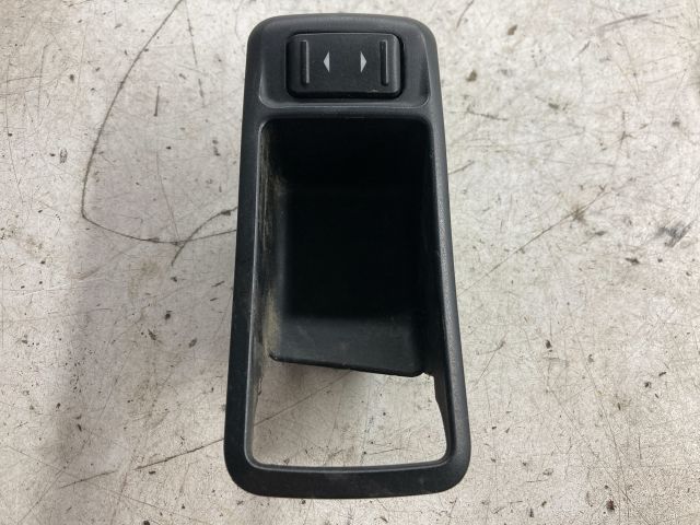 bontott FORD FOCUS C-MAX I Jobb hátsó Ablakemelő Kapcsoló