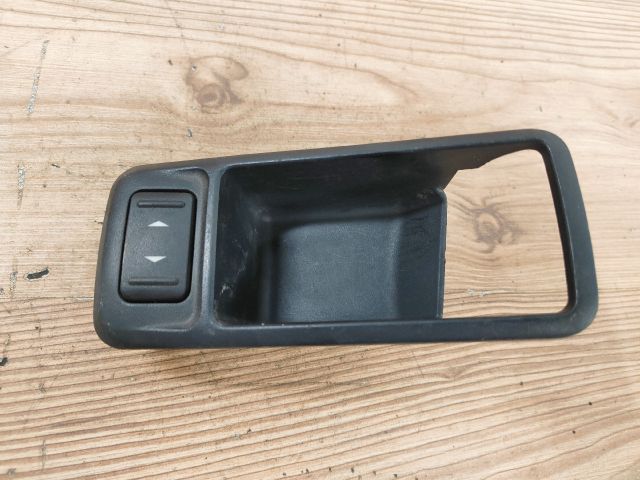 bontott FORD FOCUS C-MAX I Jobb hátsó Ablakemelő Kapcsoló