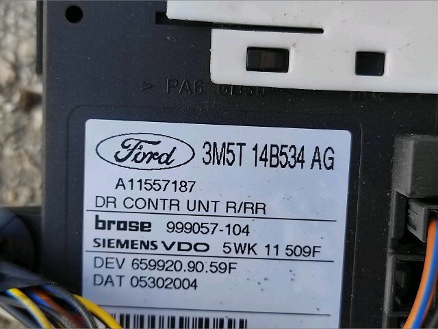 bontott FORD FOCUS C-MAX I Jobb hátsó Ablakemelő Motor