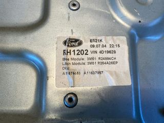 bontott FORD FOCUS C-MAX I Jobb hátsó Ablakemelő Szerkezet (Elektromos)
