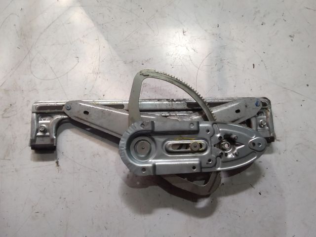 bontott FORD FOCUS C-MAX I Jobb hátsó Ablakemelő Szerkezet (Elektromos)