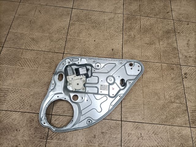 bontott FORD FOCUS C-MAX I Jobb hátsó Ablakemelő Szerkezet (Elektromos)