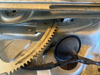 bontott FORD FOCUS C-MAX I Jobb hátsó Ablakemelő Szerkezet (Mechanikus)