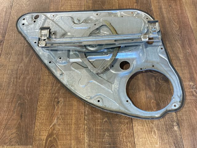 bontott FORD FOCUS C-MAX I Jobb hátsó Ablakemelő Szerkezet (Mechanikus)