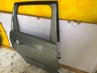 bontott FORD FOCUS C-MAX I Jobb hátsó Ajtó (Üres lemez)