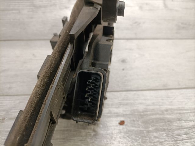 bontott FORD FOCUS C-MAX I Jobb hátsó Ajtózár