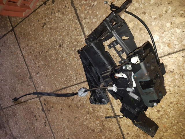 bontott FORD FOCUS C-MAX I Jobb hátsó Ajtózár