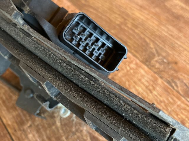 bontott FORD FOCUS C-MAX I Jobb hátsó Ajtózár