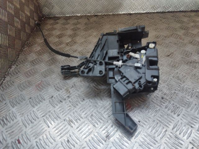 bontott FORD FOCUS C-MAX I Jobb hátsó Ajtózár