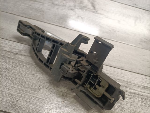 bontott FORD FOCUS C-MAX I Jobb hátsó Külső Kilincs