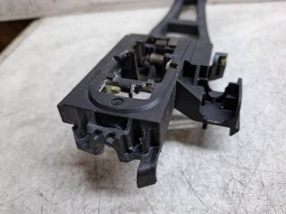 bontott FORD FOCUS C-MAX I Jobb hátsó Külső Kilincsfészek