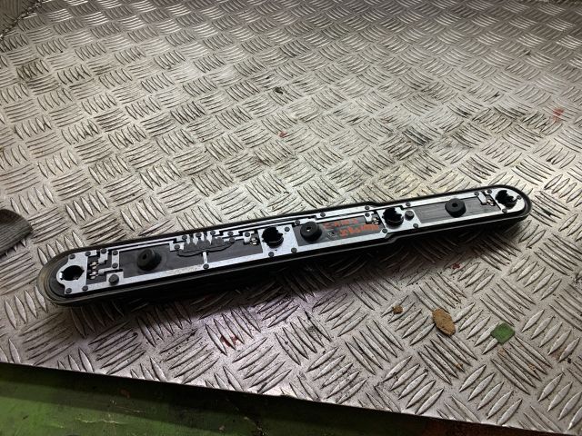 bontott FORD FOCUS C-MAX I Jobb Hátsó Lámpa Foglalat