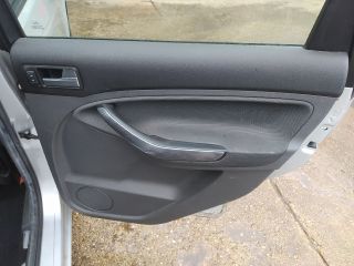 bontott FORD FOCUS C-MAX I Jobb hátsó Ülés