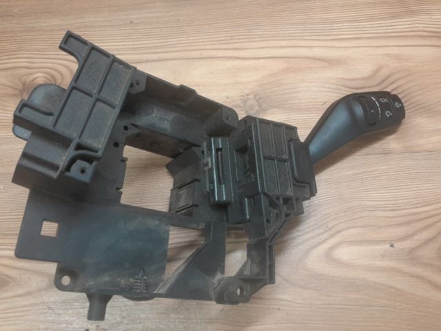 bontott FORD FOCUS C-MAX I Jobb Kormánykapcsoló Ablaktörlő