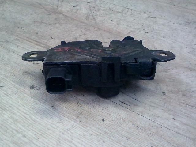 bontott FORD FOCUS C-MAX I Jobb Motorháztető Zárszerkezet