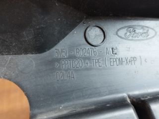 bontott FORD FOCUS C-MAX I Jobb Sárvédő Csavar Burkolat