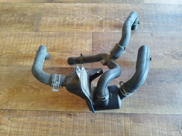 bontott FORD FOCUS C-MAX I Kartergáz Visszavezető Ház