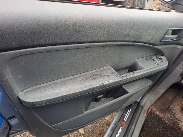 bontott FORD FOCUS C-MAX I Kesztyűtartó Ajtó