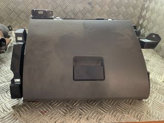 bontott FORD FOCUS C-MAX I Kesztyűtartó