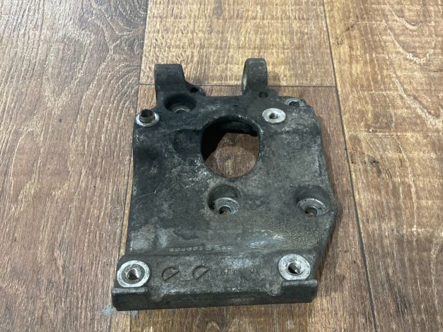 bontott FORD FOCUS C-MAX I Klímakompresszor Tartó Bak