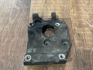 bontott FORD FOCUS C-MAX I Klímakompresszor Tartó Bak