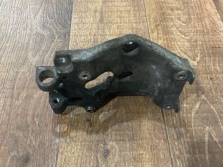 bontott FORD FOCUS C-MAX I Klímakompresszor Tartó Bak