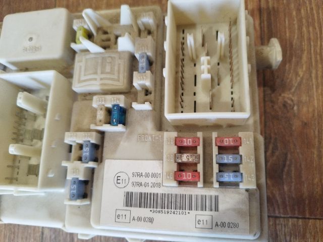 bontott FORD FOCUS C-MAX I Komfort Elektronika