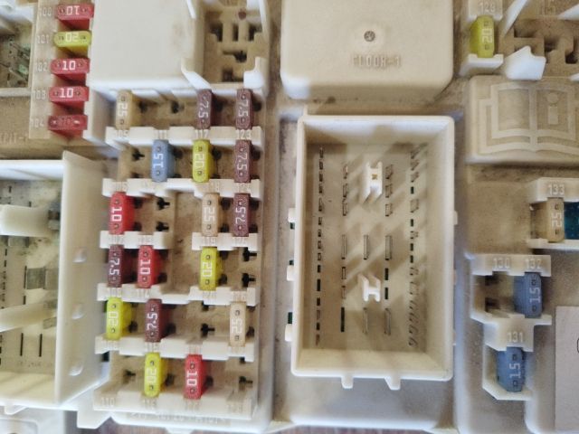 bontott FORD FOCUS C-MAX I Komfort Elektronika