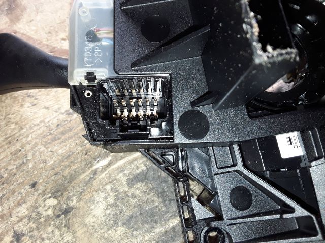 bontott FORD FOCUS C-MAX I Komplett Kormánykapcsoló (Bajuszkapcsoló)