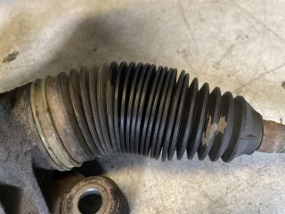 bontott FORD FOCUS C-MAX I Kormánymű Szervós