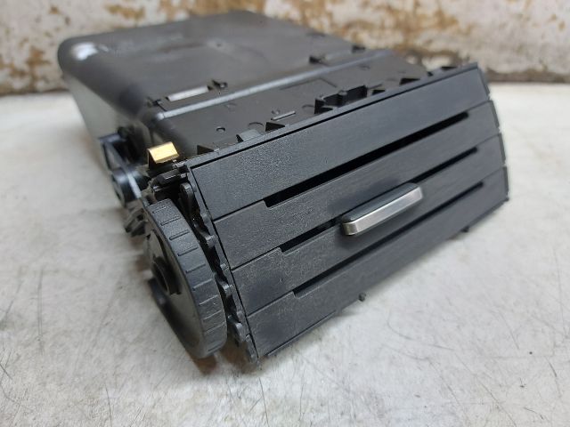 bontott FORD FOCUS C-MAX I Középső Szellőző