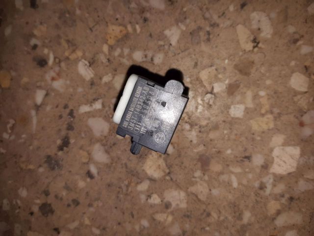 bontott FORD FOCUS C-MAX I Központi Ütközés Érzékelő