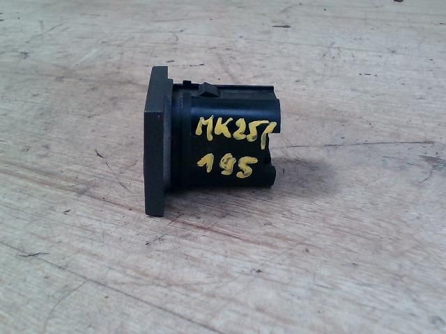 bontott FORD FOCUS C-MAX I Menetstabilizátor Kapcsoló