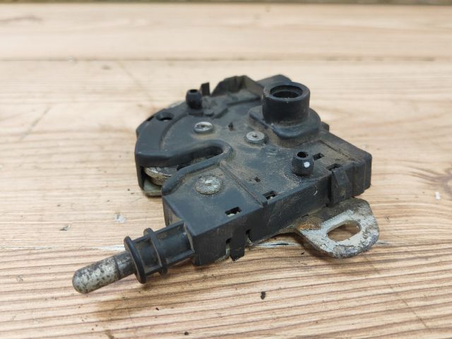 bontott FORD FOCUS C-MAX I Motorháztető Zárszerkezet