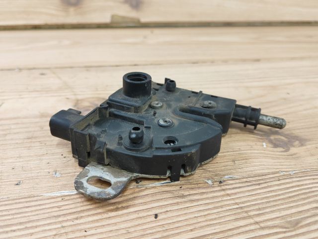 bontott FORD FOCUS C-MAX I Motorháztető Zárszerkezet