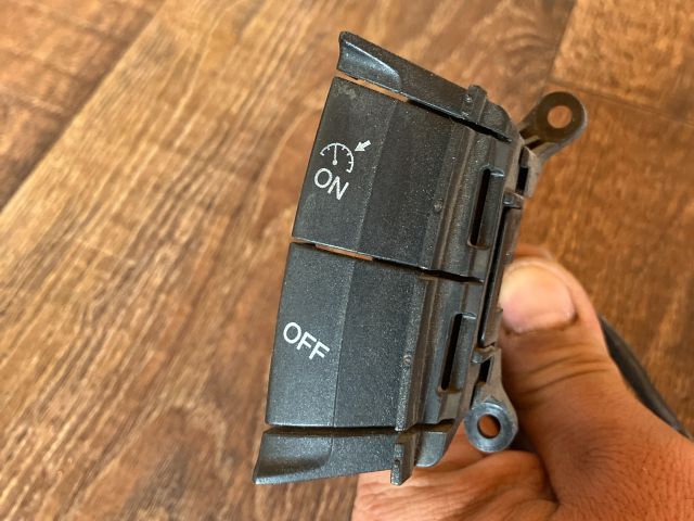 bontott FORD FOCUS C-MAX I Multikormány Kapcsoló Pár