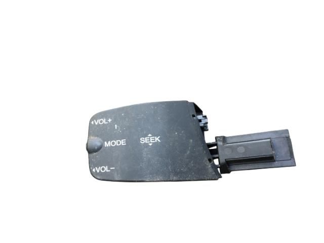 bontott FORD FOCUS C-MAX I Multikormány Kapcsoló Pár