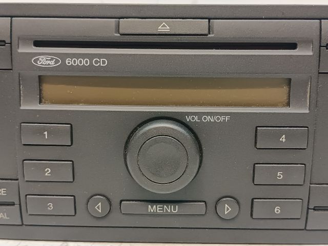 bontott FORD FOCUS C-MAX I Rádió / CD