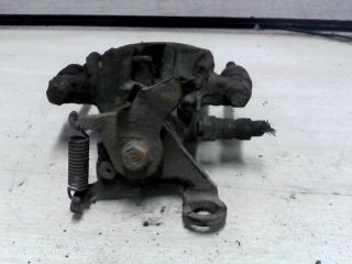 bontott FORD FOCUS I Bal hátsó Féknyereg Munkahengerrel