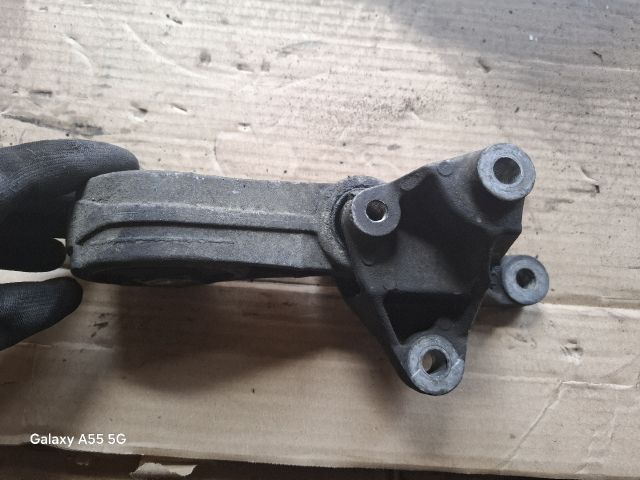 bontott FORD FOCUS I Billenésgátló Bak