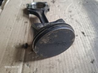 bontott FORD FOCUS I Dugattyú és Hajtókar