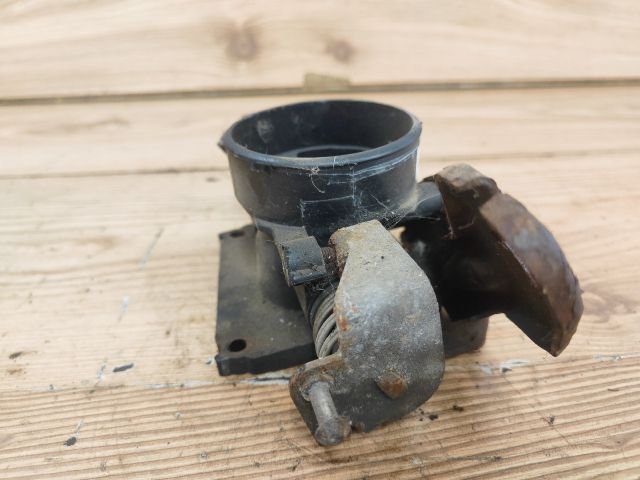 bontott FORD FOCUS I Fojtószelep (Mechanikus)