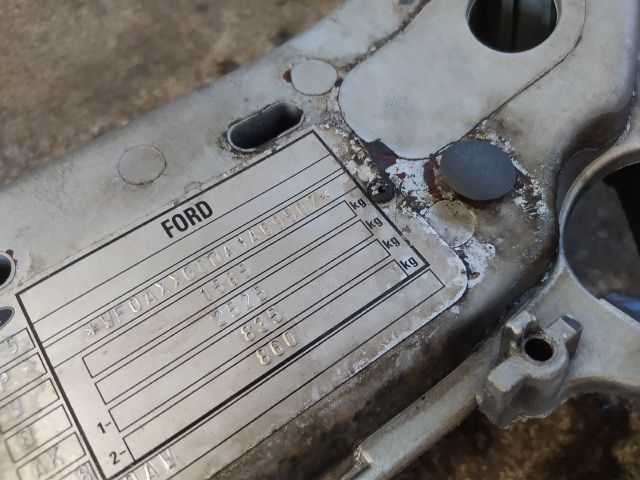 bontott FORD FOCUS I Homlokfal (Üres lemez)