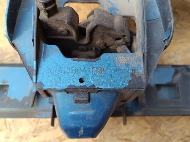 bontott FORD FOCUS I Homlokfal (Üres lemez)