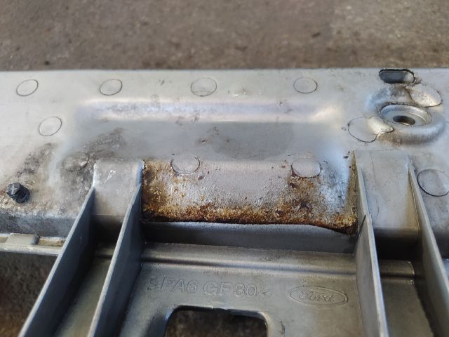 bontott FORD FOCUS I Homlokfal (Üres lemez)