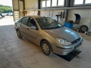 bontott FORD FOCUS I Homlokfal (Üres lemez)